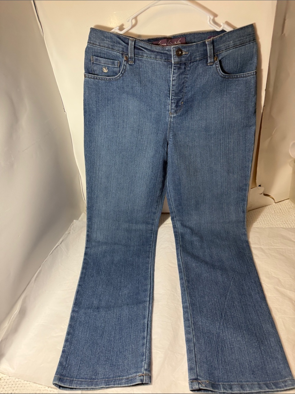 Gloria Vanderbilt Medium Blue Flare Jeans